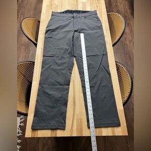 ZeroXposur Travel Series Men's 32x30 Gray Pants